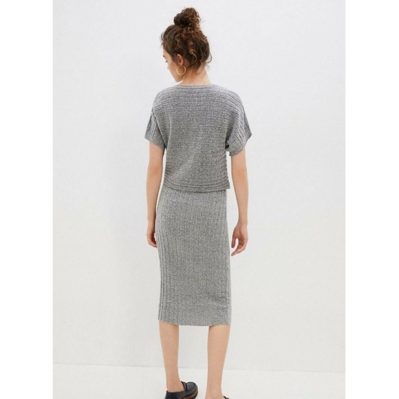 Anthropologie Gretchen Knit Midi Dress HTF Gray Short Sleeve $148 Soft Sm M - Picture 3 of 9